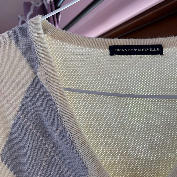 brandy melville savannah argyle sweater - Picture 3 of 3
